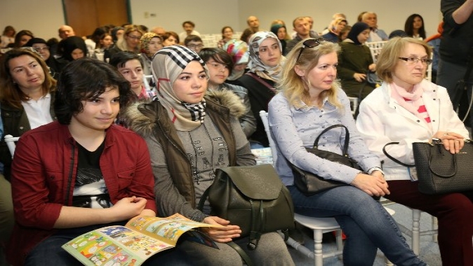 Kocaeli Büyükşehir Belediyesi Karikatür Okulu, sertifikalarını aldı