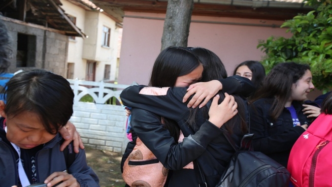 23 Nisan Uluslararası Çocuk Festivaline katılan Moğol çocuklar gözyaşlarıyla veda etti.